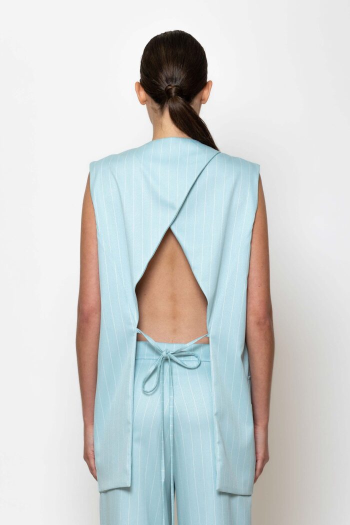 Open back double breasted striped sleeveless jacket