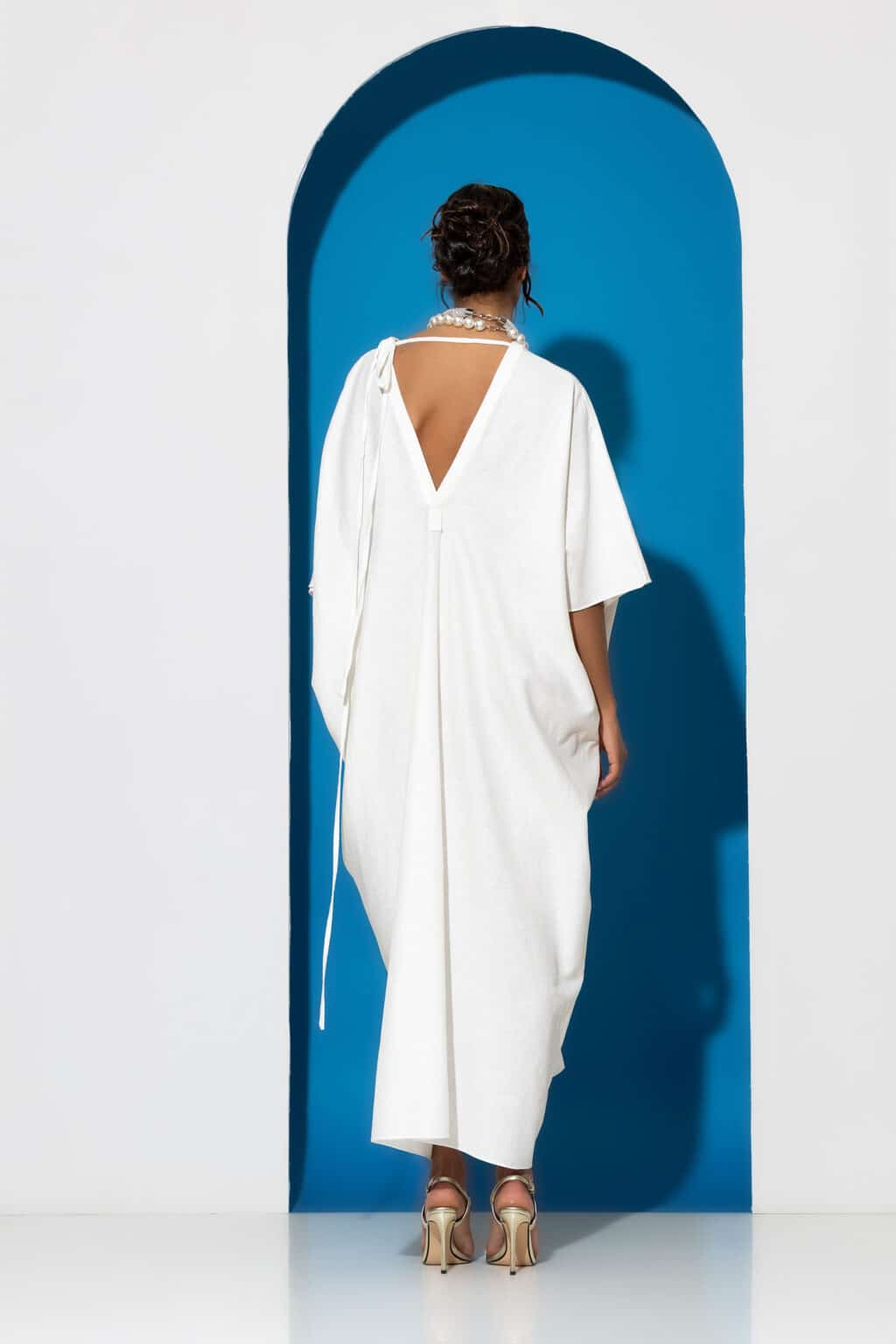 Starfish Embroidered kaftan dress at back
