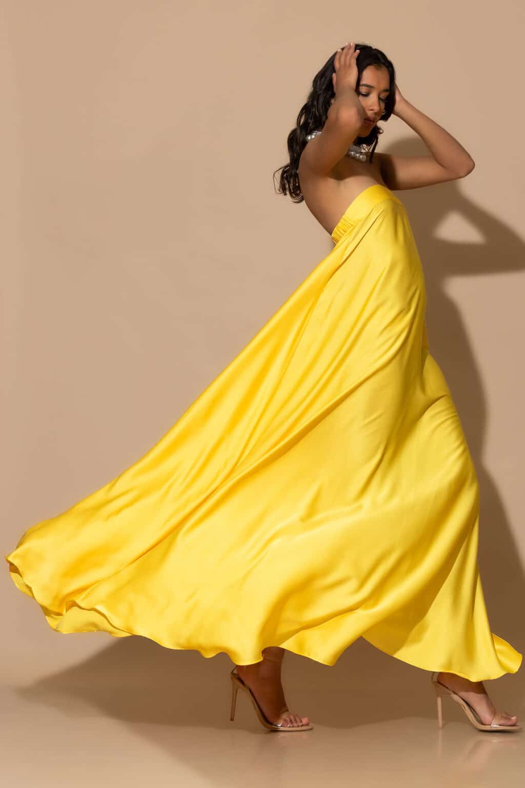 Luxurious Strapless Wide-Cut Satin Gown