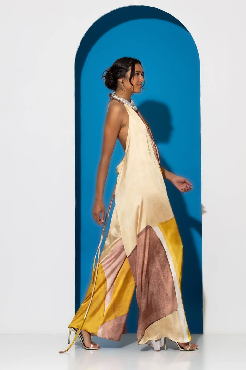 Elegant halterneck satin print jumpsuit