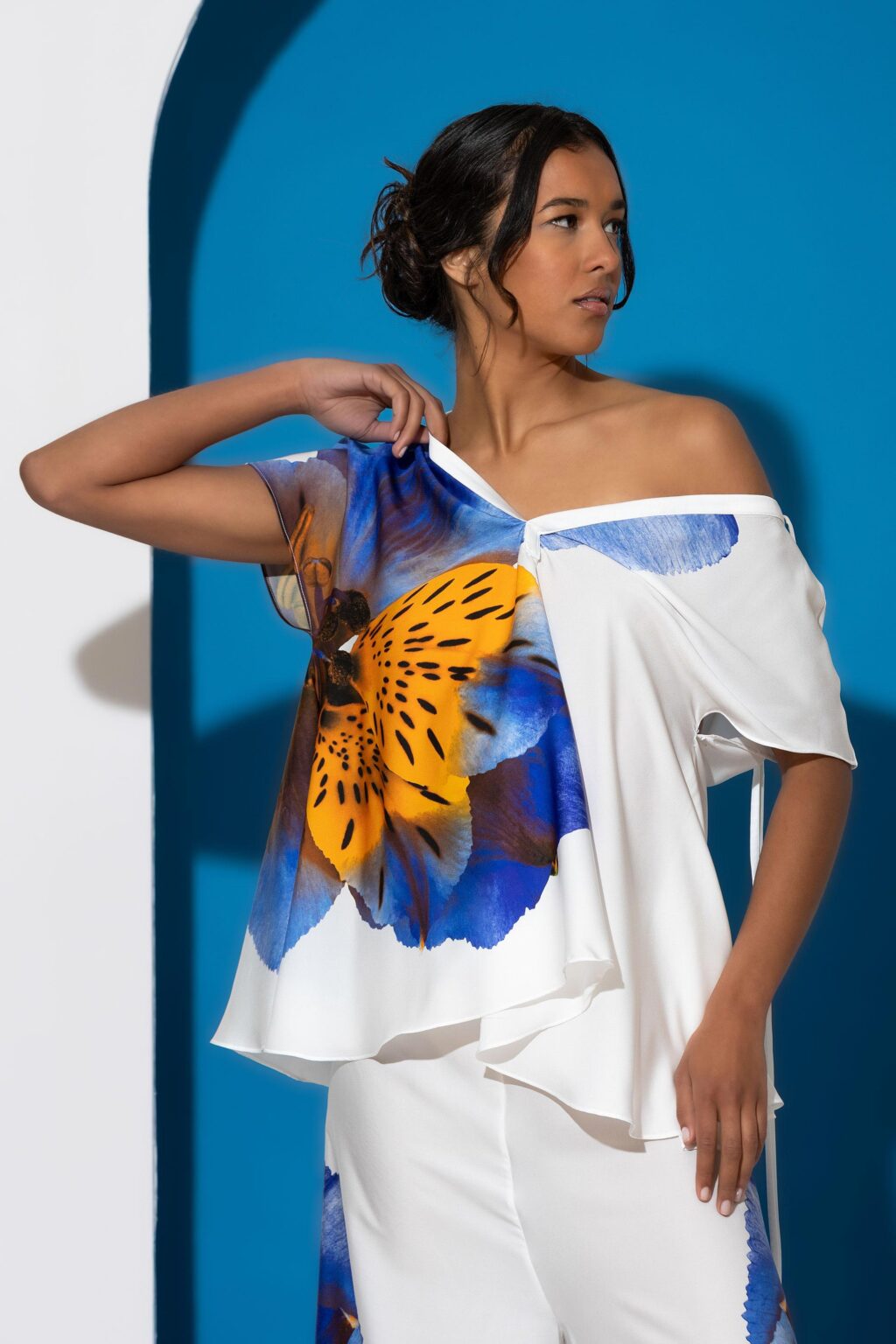 Flower satin print blouse
