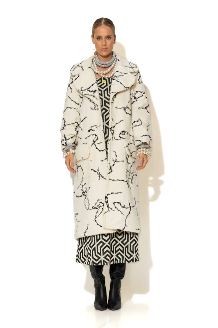 Women's long jacquard-knit bouclé coat in ecru