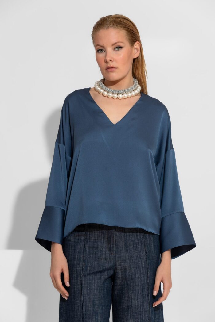 C-THROU V-neck Satin Loose Blouse 2604011