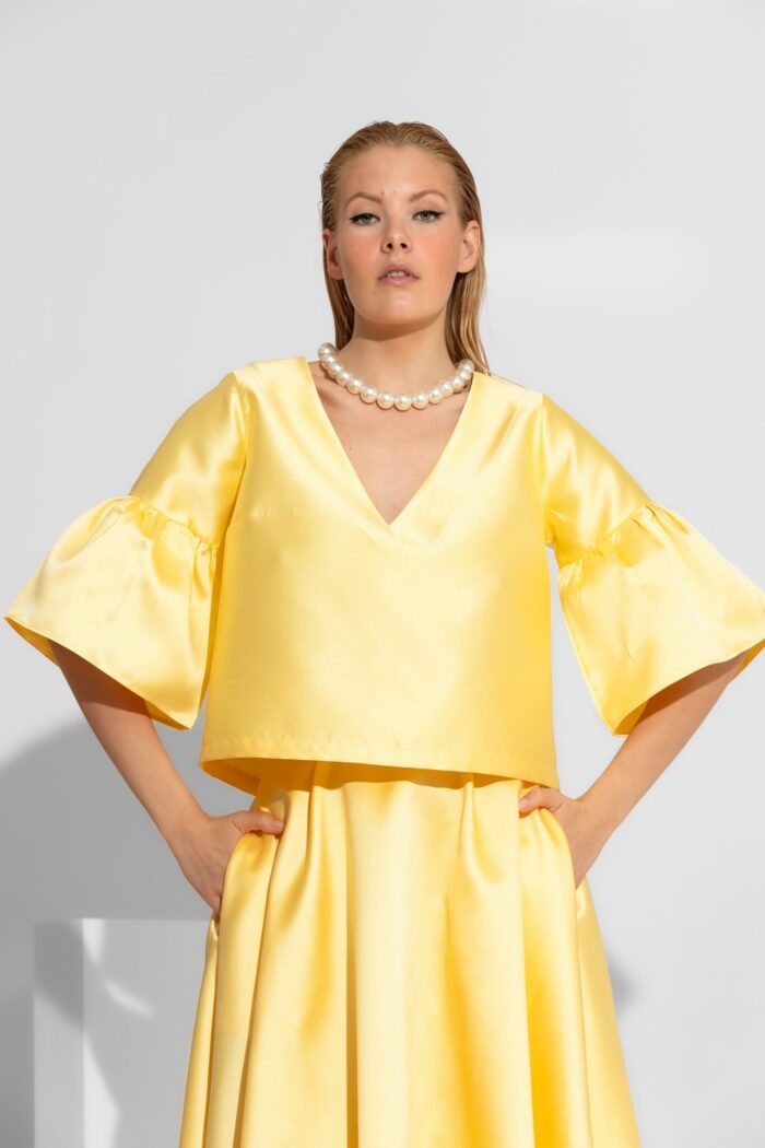 C-THROU Bell-Sleeved Taffeta Top 2604014