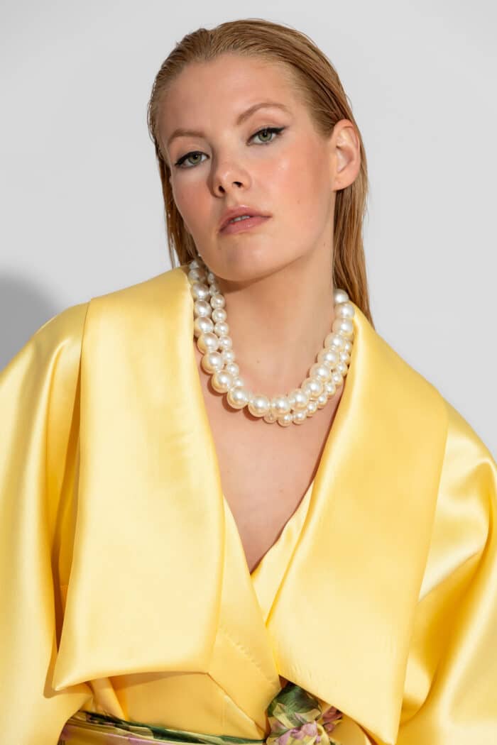2439002-35-pearl-necklace