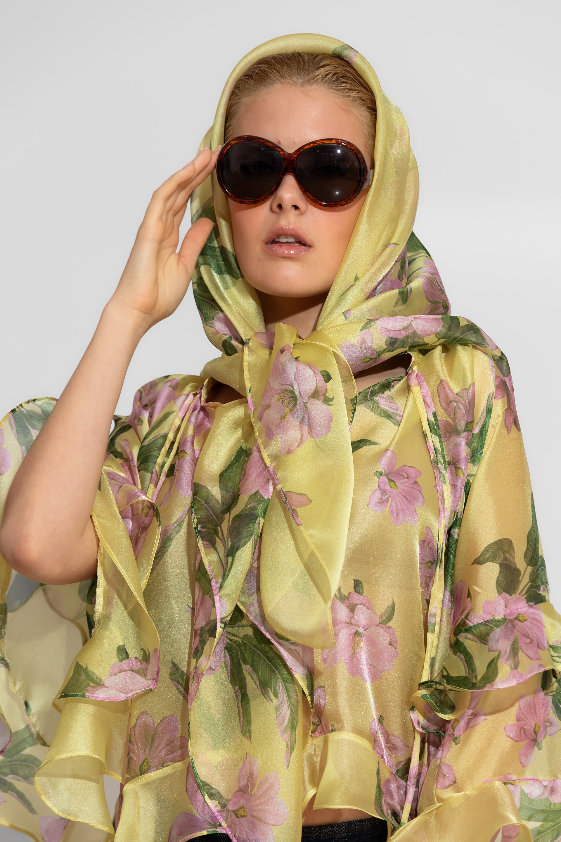 Home-C-THROU-Banner-Instagram